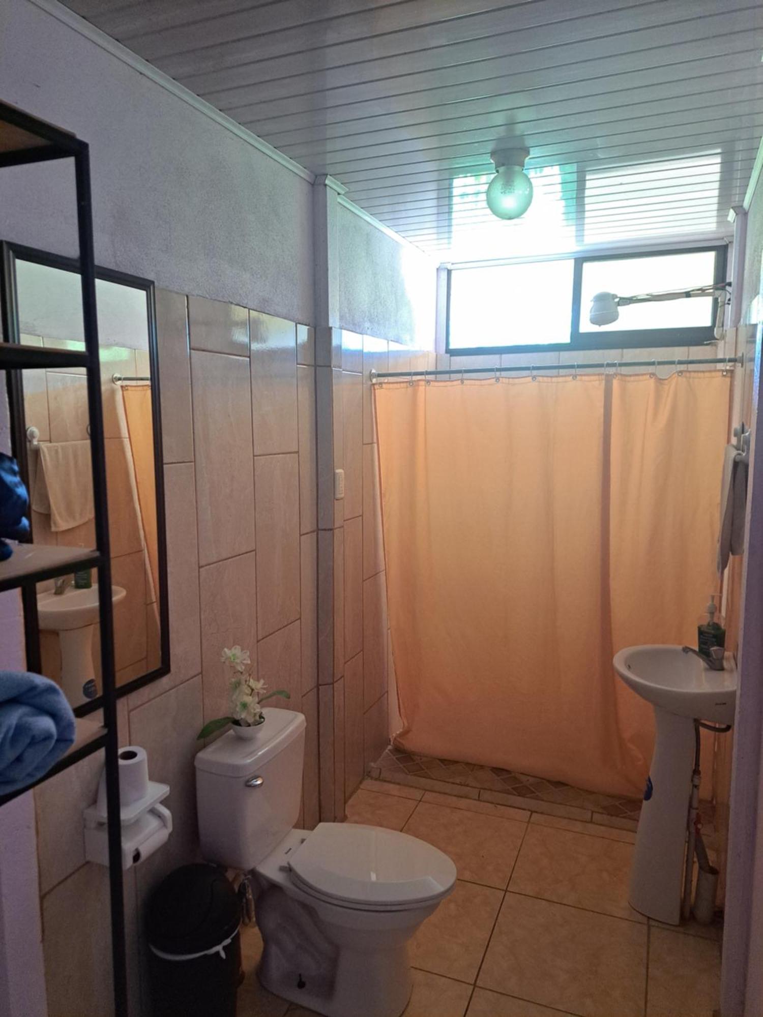 Hospedaje Luis & Ana Pejibaye Chambre photo